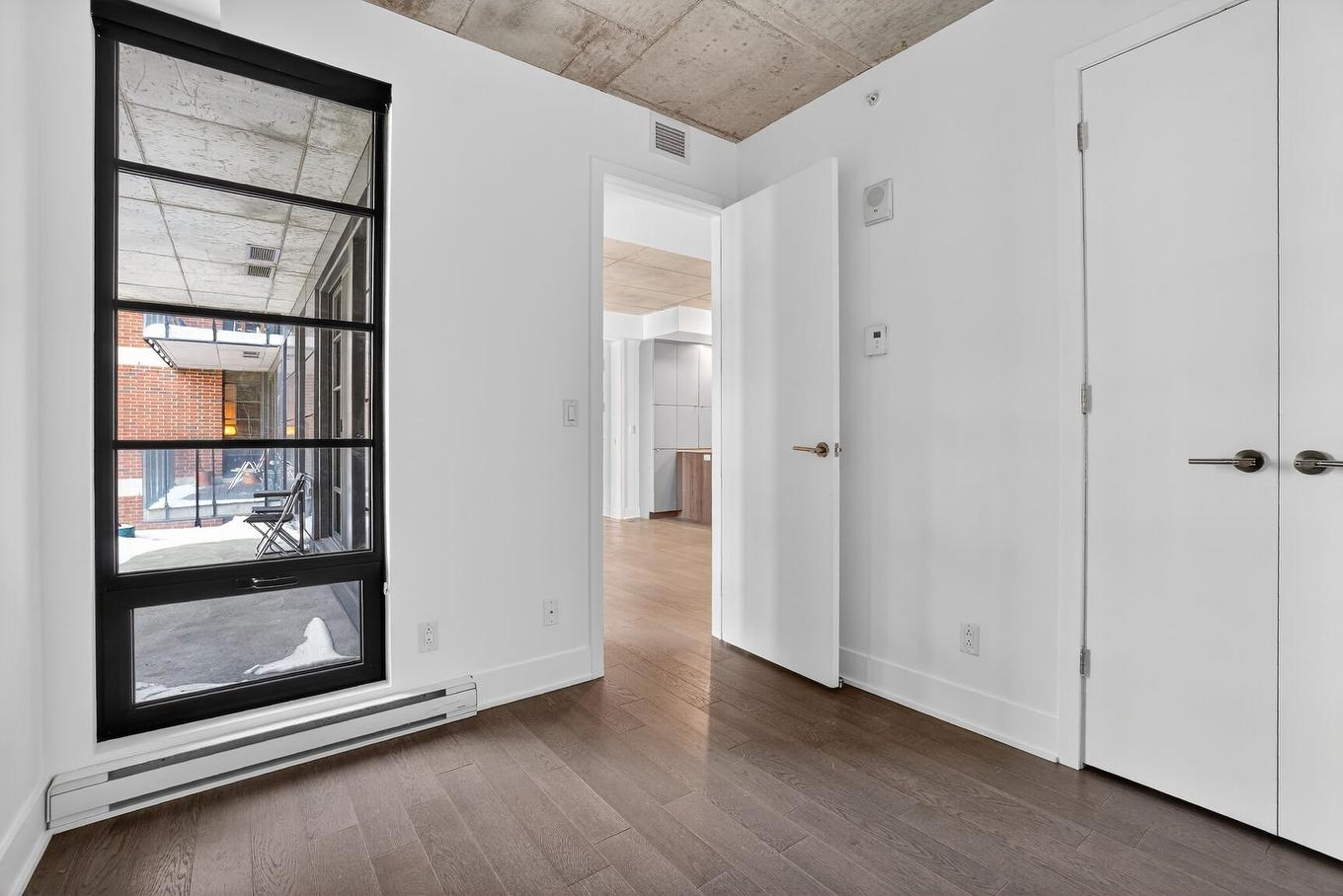 Chambre à coucher - 703-1330 Rue Olier, Montréal (Le Sud-Ouest), QC - Indoor Photo Showing Other Room