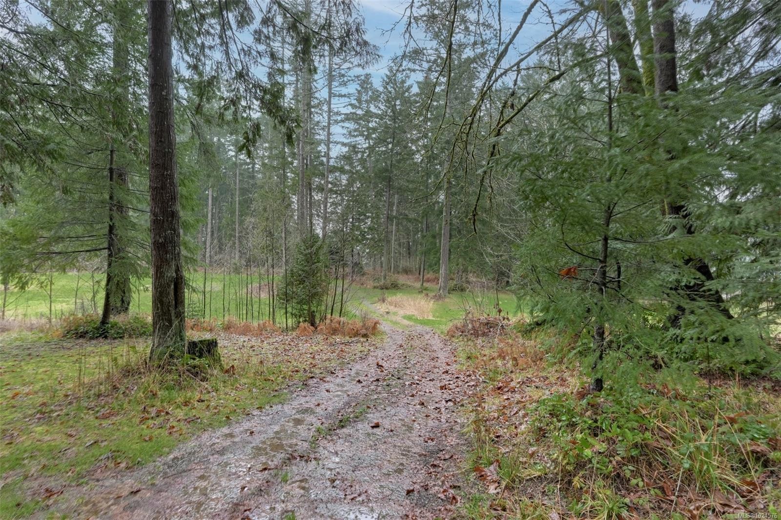2035 Herd Rd, Duncan, BC