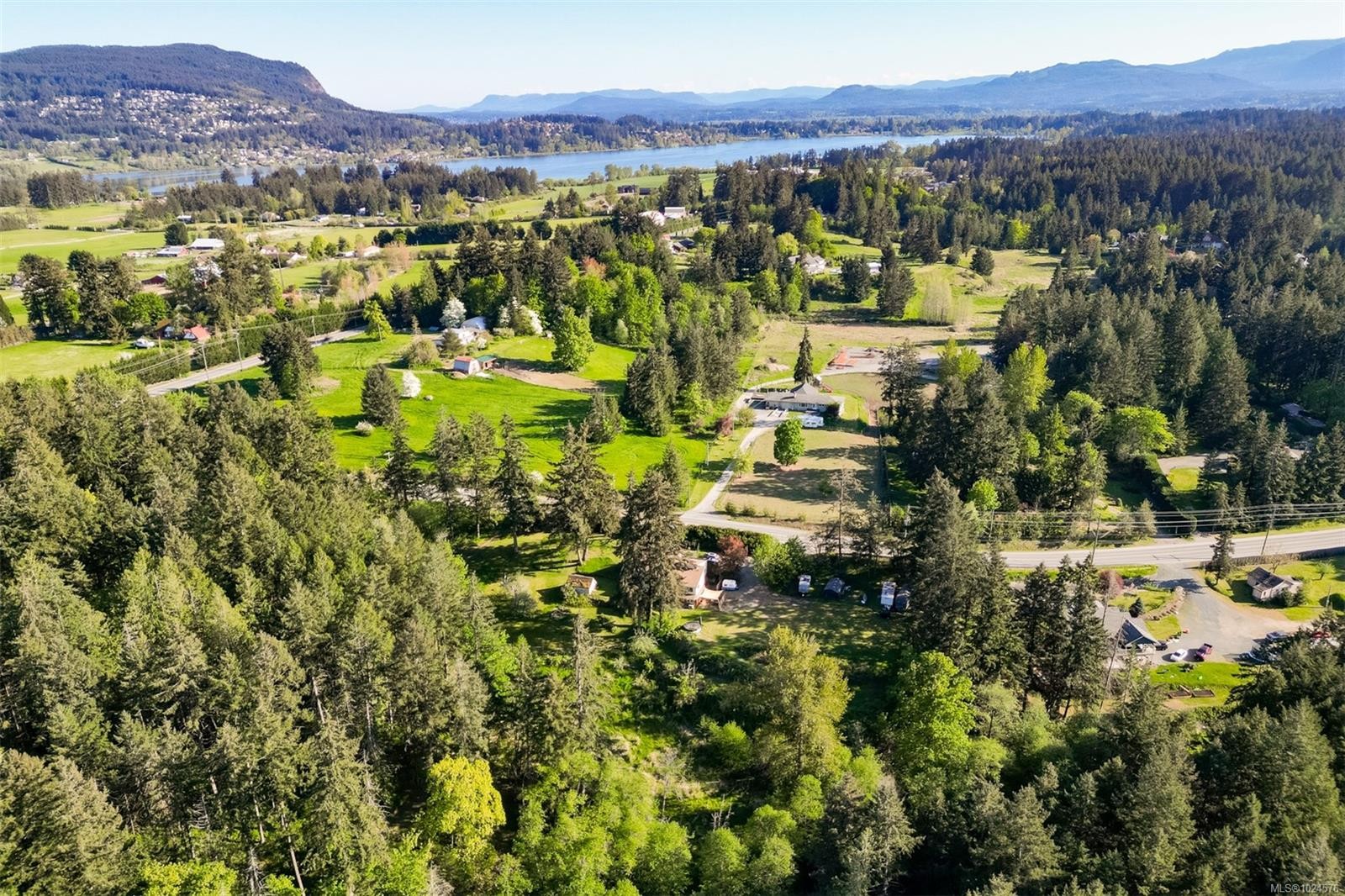 2035 Herd Rd, Duncan, BC