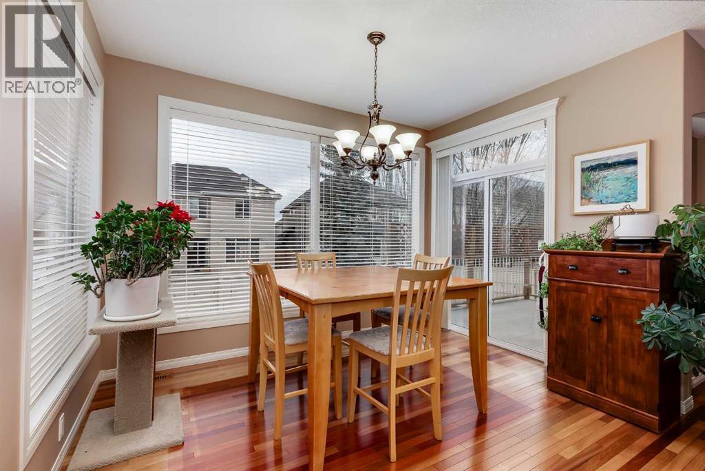 47 Tuscany Estates Close Nw, Calgary, AB - Indoor Photo Showing Dining Room