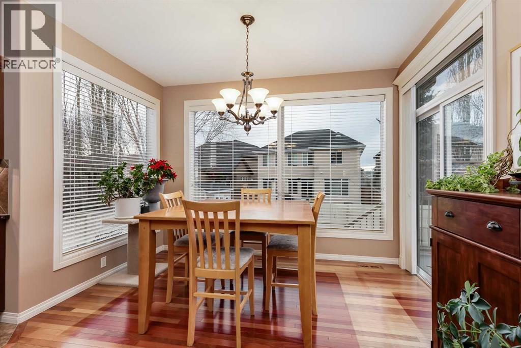 47 Tuscany Estates Close Nw, Calgary, AB - Indoor Photo Showing Dining Room