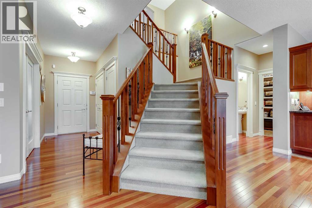 47 Tuscany Estates Close Nw, Calgary, AB - Indoor Photo Showing Other Room