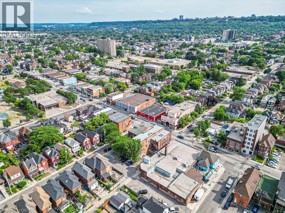 433 Barton Street E Unit# 202, Hamilton, ON - Outdoor With View