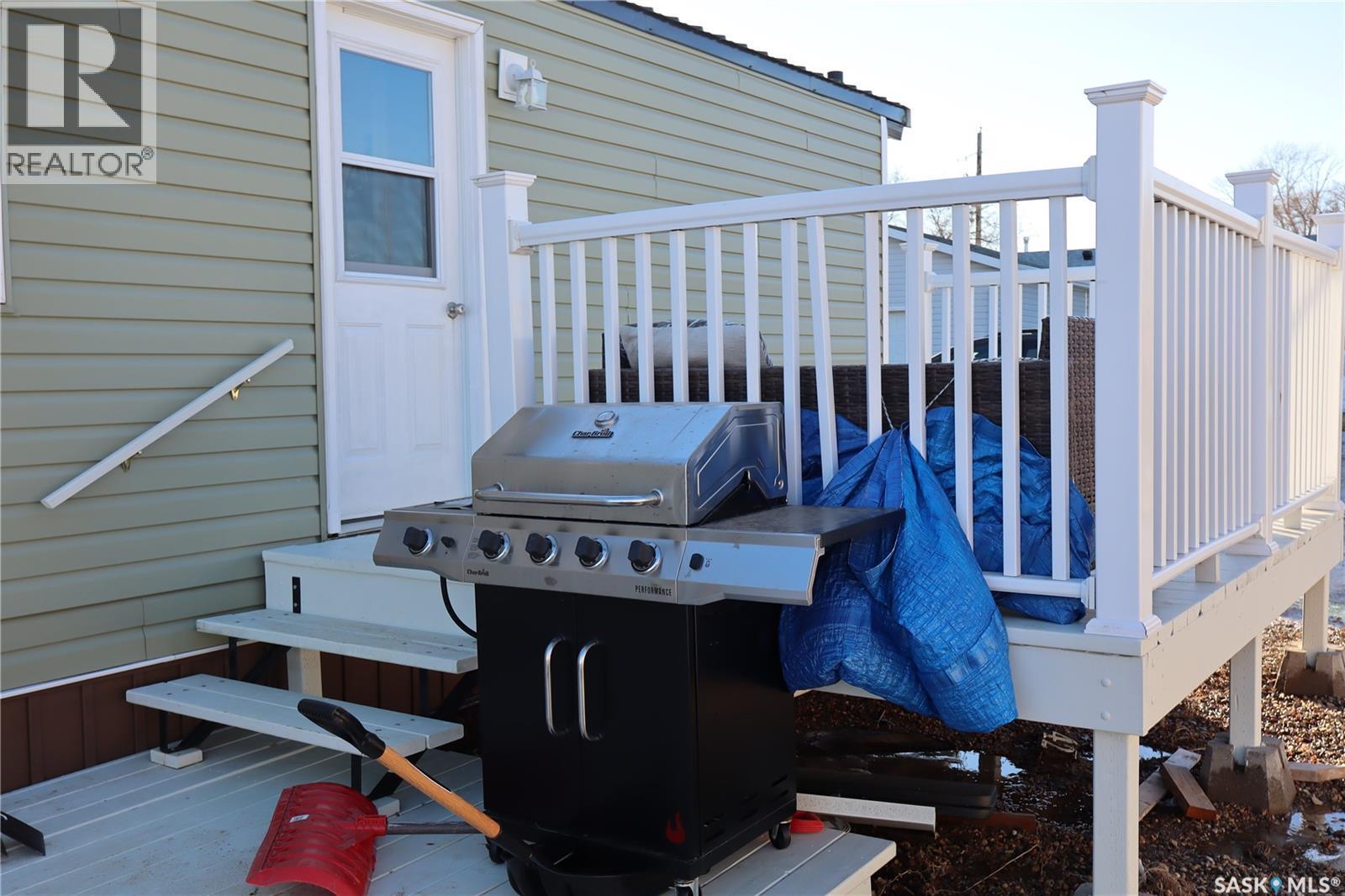 68 Sunrise Estates, Assiniboia, SK