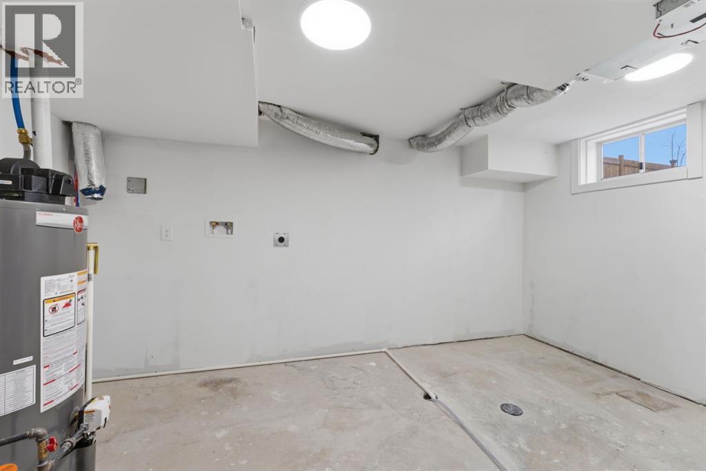 11039 Brae Road Sw, Calgary, AB - Indoor