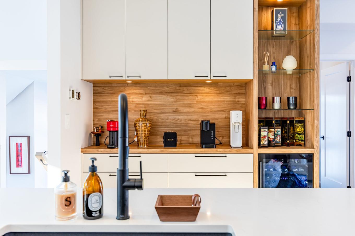 Cuisine - 111 Av. Des Chênes, Candiac, QC