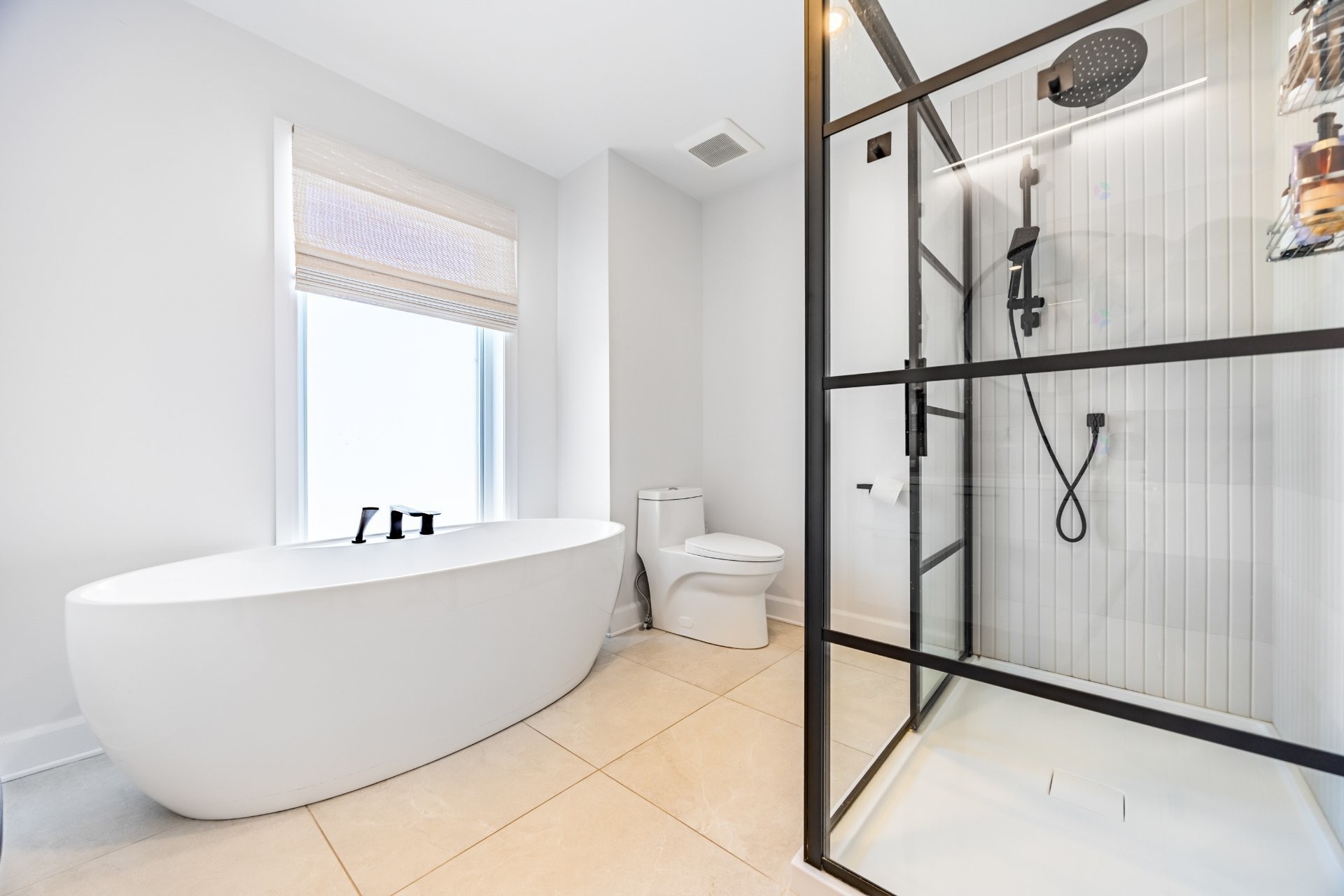 Salle de bains - 111 Av. Des Chênes, Candiac, QC - Indoor