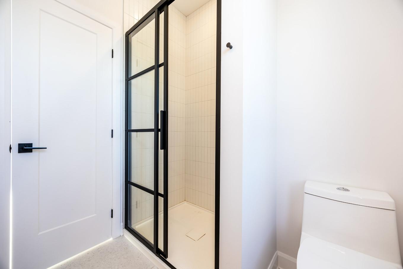 Salle de bains - 111 Av. Des Chênes, Candiac, QC