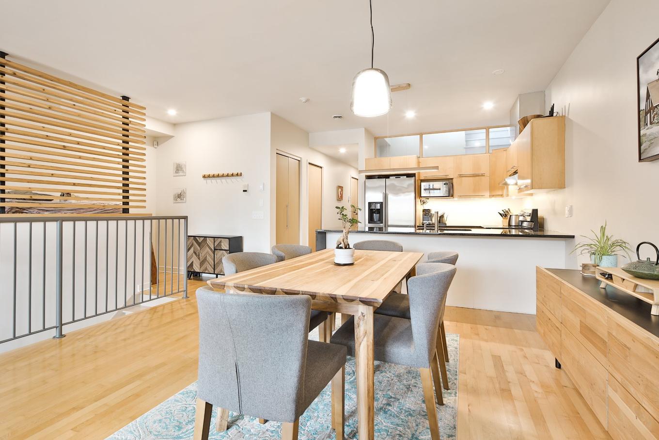 Salle à manger - 4-1919 Rue Beaudry, Montréal (Ville-Marie), QC - Indoor Photo Showing Dining Room