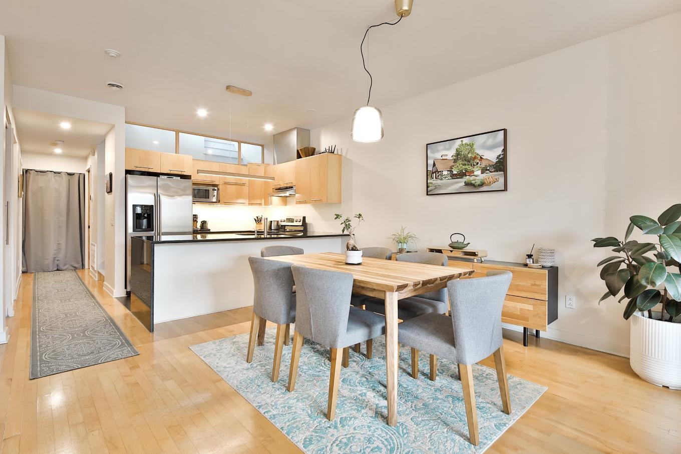 Salle à manger - 4-1919 Rue Beaudry, Montréal (Ville-Marie), QC - Indoor Photo Showing Other Room