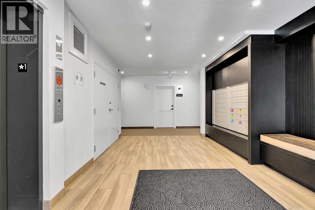 2216, 200 Seton Circle Se, Calgary, AB - Indoor Photo Showing Other Room