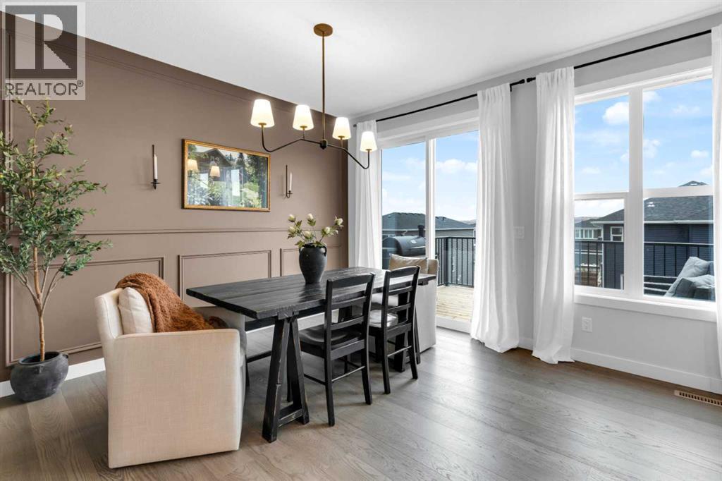 287 Rivercrest Boulevard, Cochrane, AB - Indoor Photo Showing Dining Room