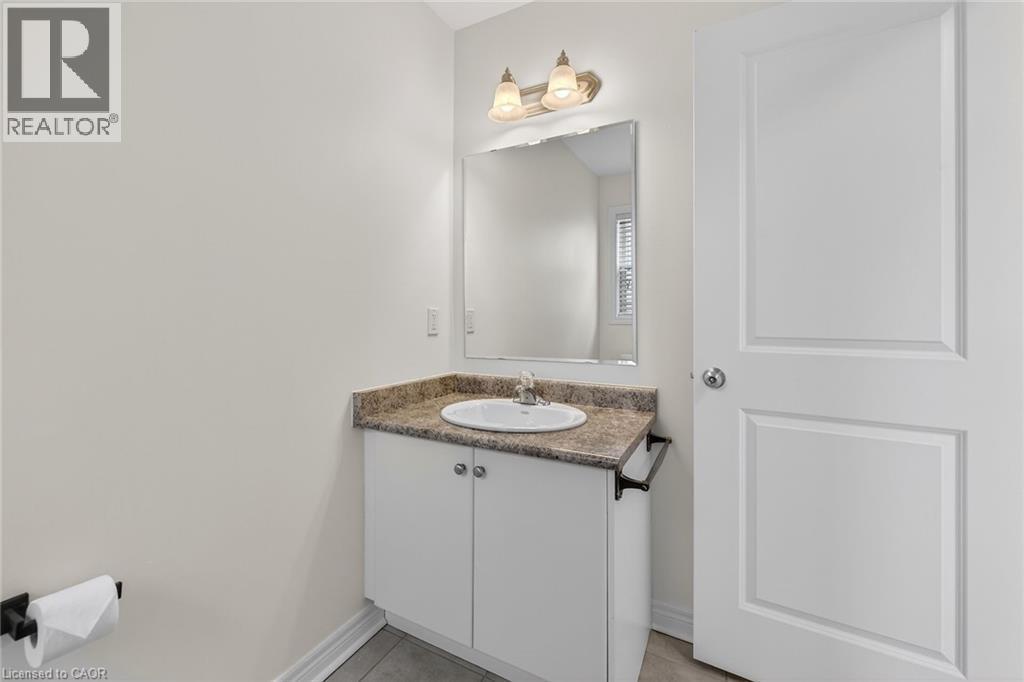 9 Chicory Crescent, St. Catharines, ON - Indoor Photo Showing Bathroom