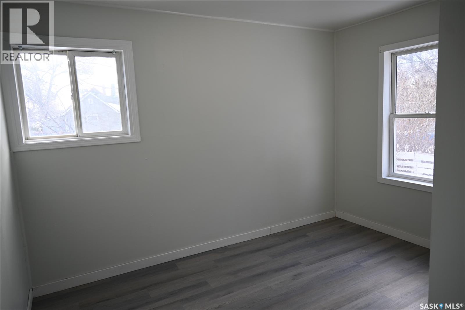4201 6Th Avenue, Regina, SK - Indoor Photo Showing Other Room