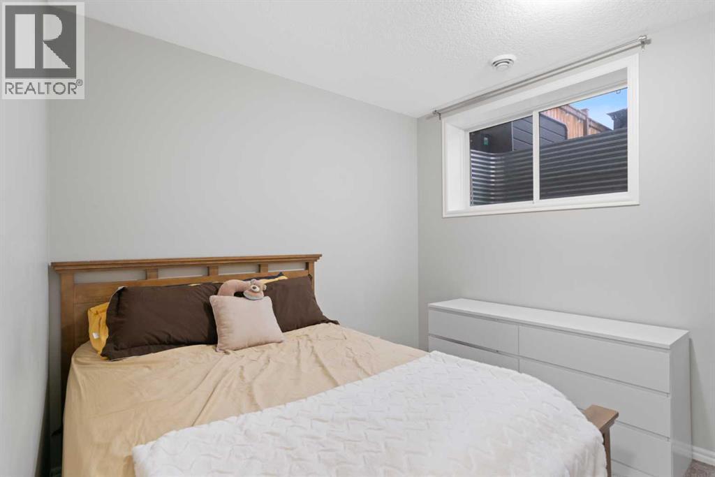 1529 Legacy Circle Se, Calgary, AB - Indoor Photo Showing Bedroom