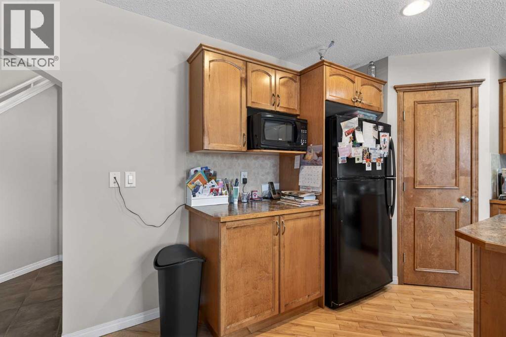 Kitchen - 627 Auburn Bay Heights Se, Calgary, AB - Indoor Photo Showing Kitchen