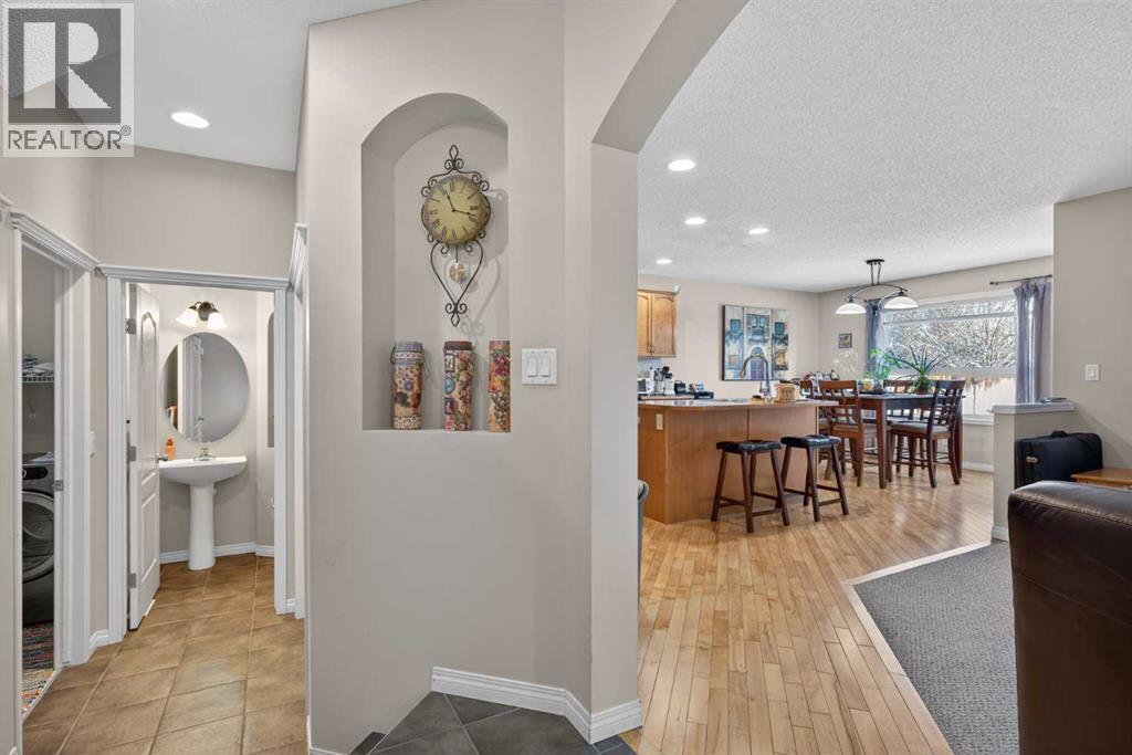 Main Hallway - 627 Auburn Bay Heights Se, Calgary, AB - Indoor