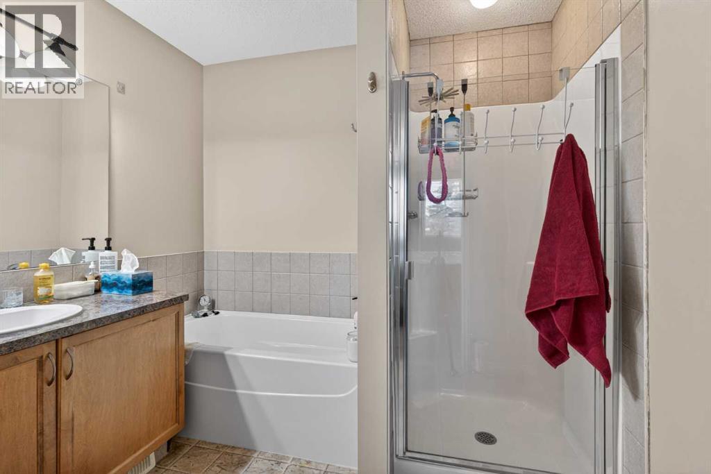 Ensuite Bathroom - 627 Auburn Bay Heights Se, Calgary, AB - Indoor Photo Showing Bathroom