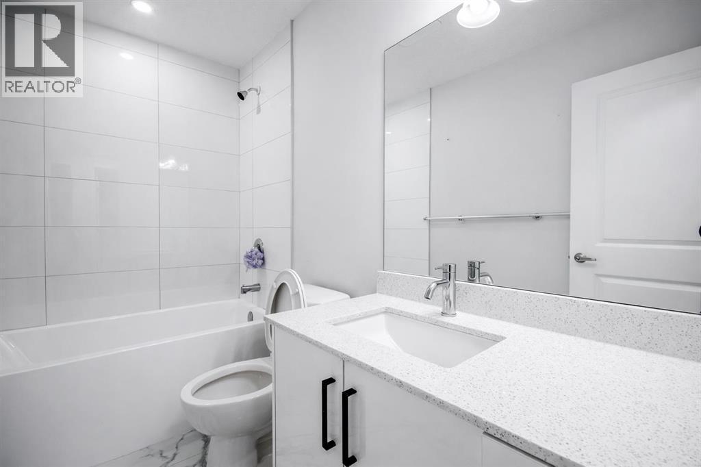 113 Corner Meadows Square Ne, Calgary, AB - Indoor Photo Showing Bathroom