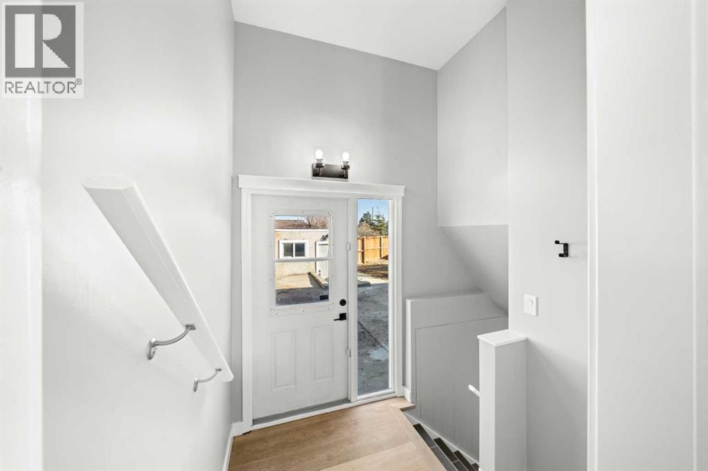 4520 Greenview Drive Ne, Calgary, AB - Indoor