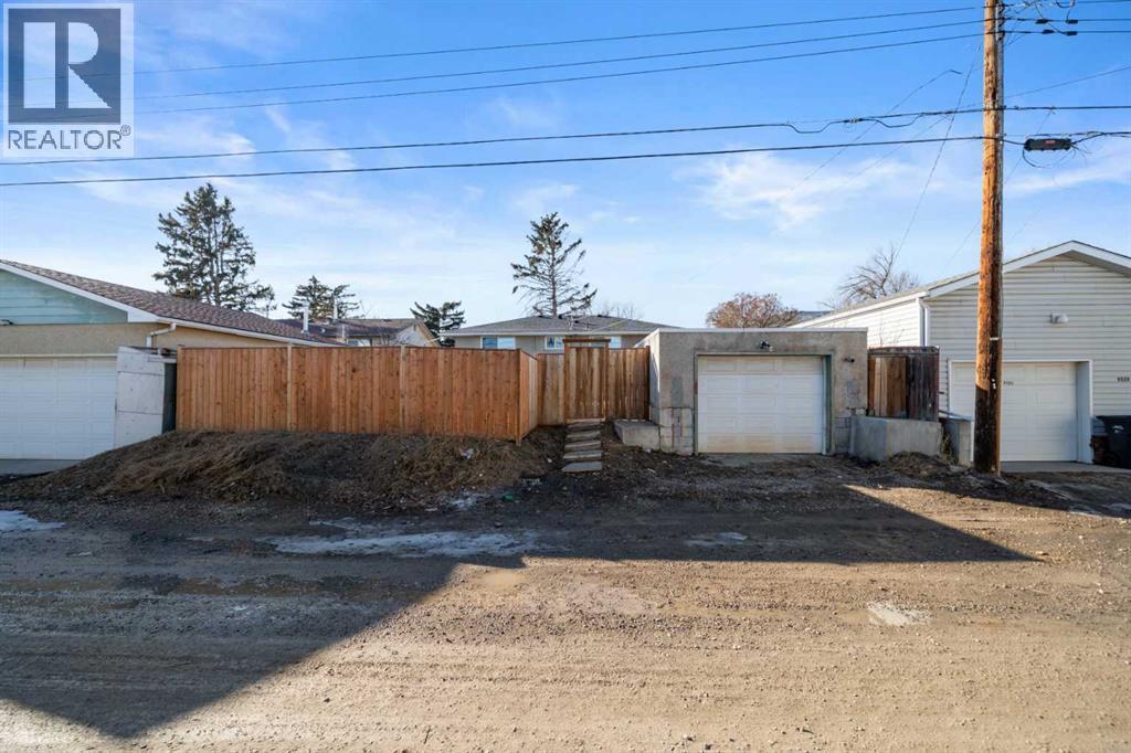 4520 Greenview Drive Ne, Calgary, AB - Outdoor