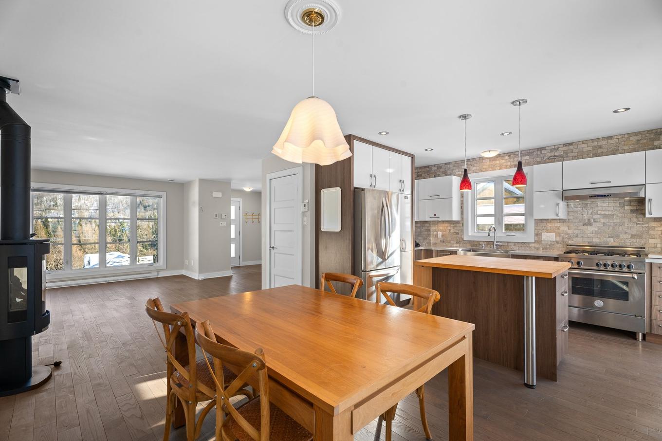 Salle à manger - 1548 Rue Roland-Plante, Val-David, QC - Indoor