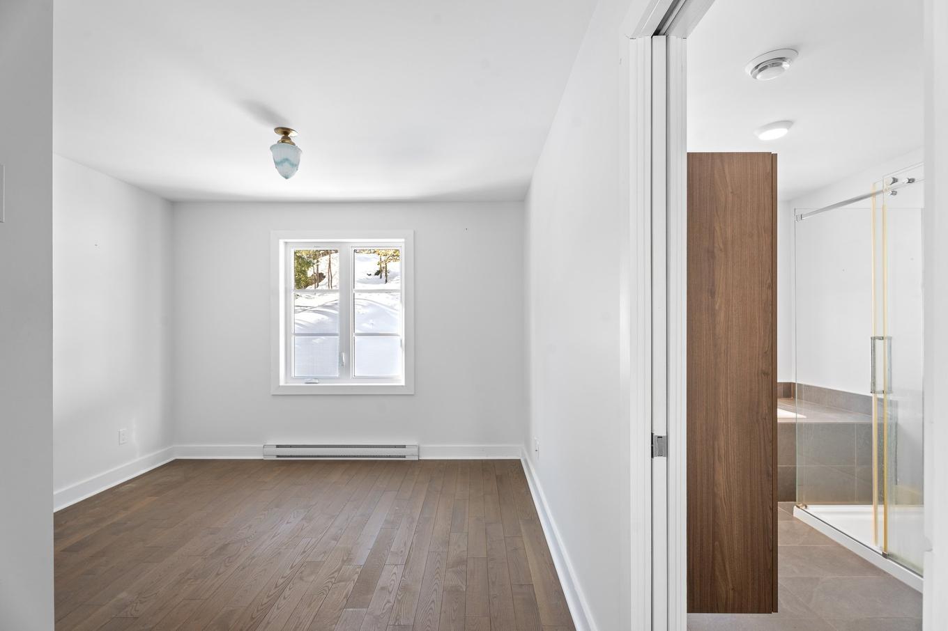 Chambre à coucher - 1548 Rue Roland-Plante, Val-David, QC - Indoor Photo Showing Other Room