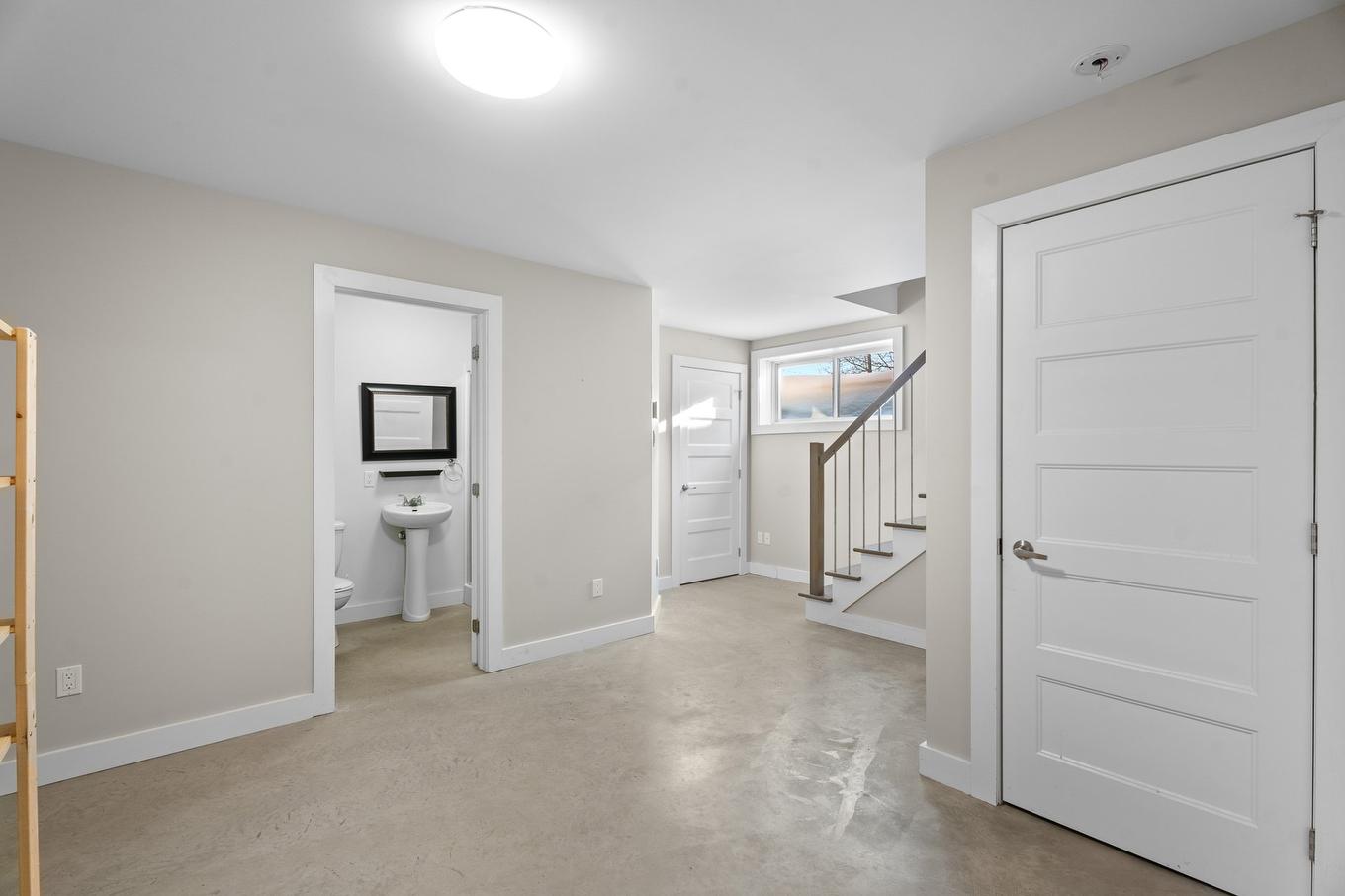 Salle familiale - 1548 Rue Roland-Plante, Val-David, QC - Indoor Photo Showing Other Room