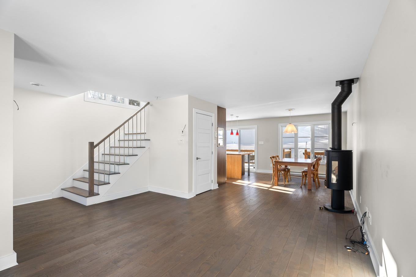 Salle à manger - 1548 Rue Roland-Plante, Val-David, QC - Indoor Photo Showing Other Room