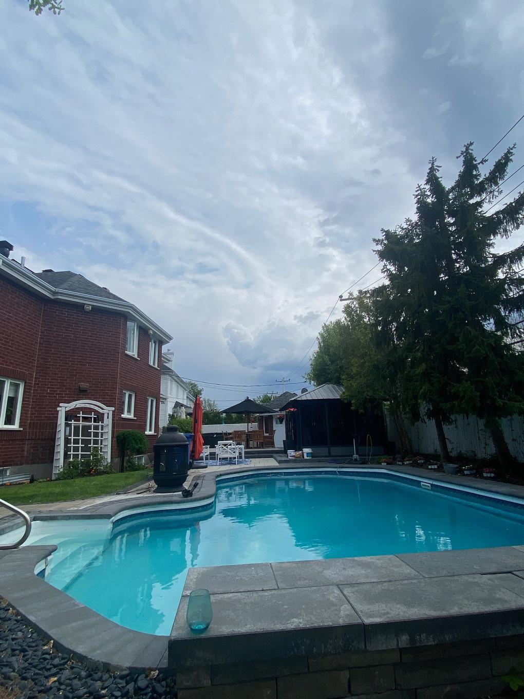 Cour - 268 Rue Vallée, Sainte-Anne-De-Bellevue, QC - Outdoor With In Ground Pool
