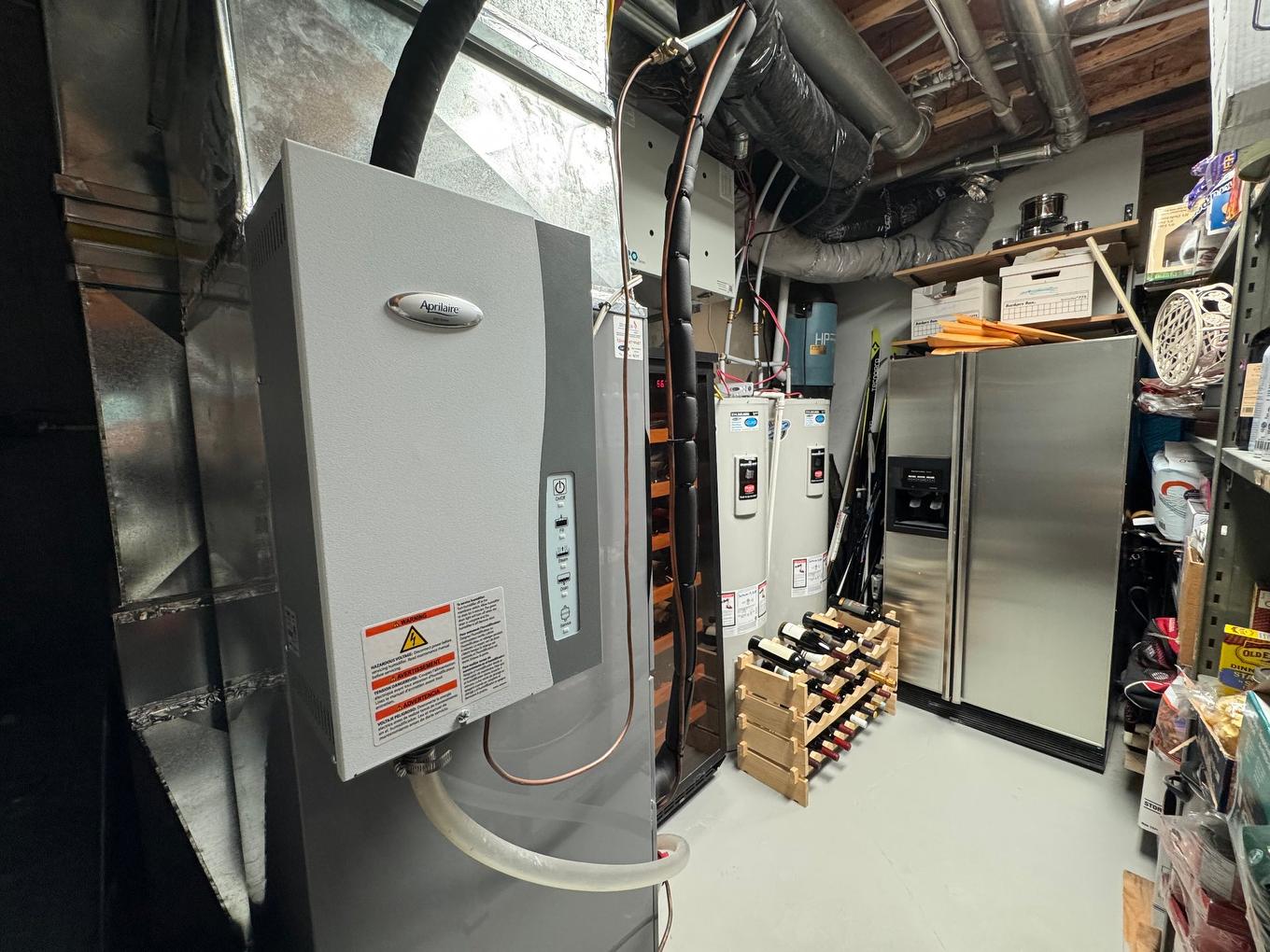 Rangement - 268 Rue Vallée, Sainte-Anne-De-Bellevue, QC - Indoor Photo Showing Basement