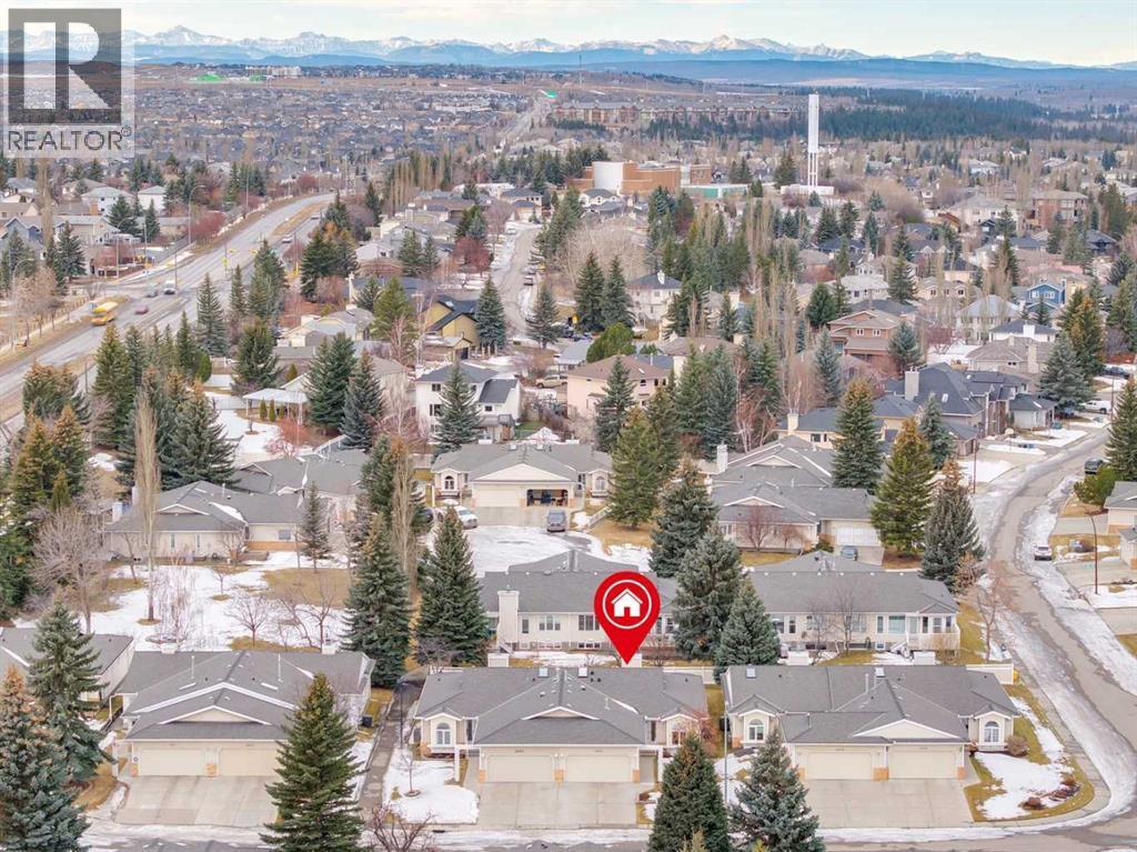 1025 Shawnee Road Sw, Calgary, AB - Outdoor With View