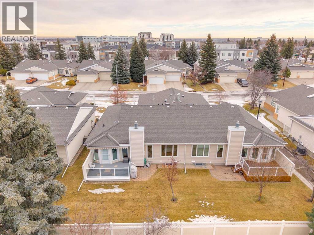 1025 Shawnee Road Sw, Calgary, AB - Outdoor With View