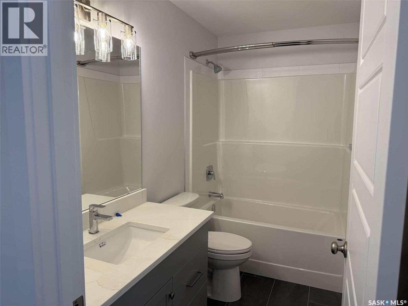 319 Cowessess Road, Saskatoon, SK - Indoor Photo Showing Bathroom