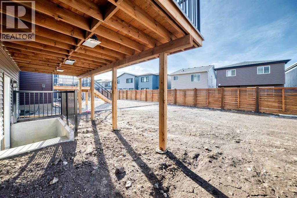 31 Lucas Passage Nw, Calgary, AB - Outdoor With Exterior