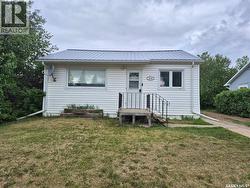 209 Prairie STREET Yellow Grass, SK S0G 5J0