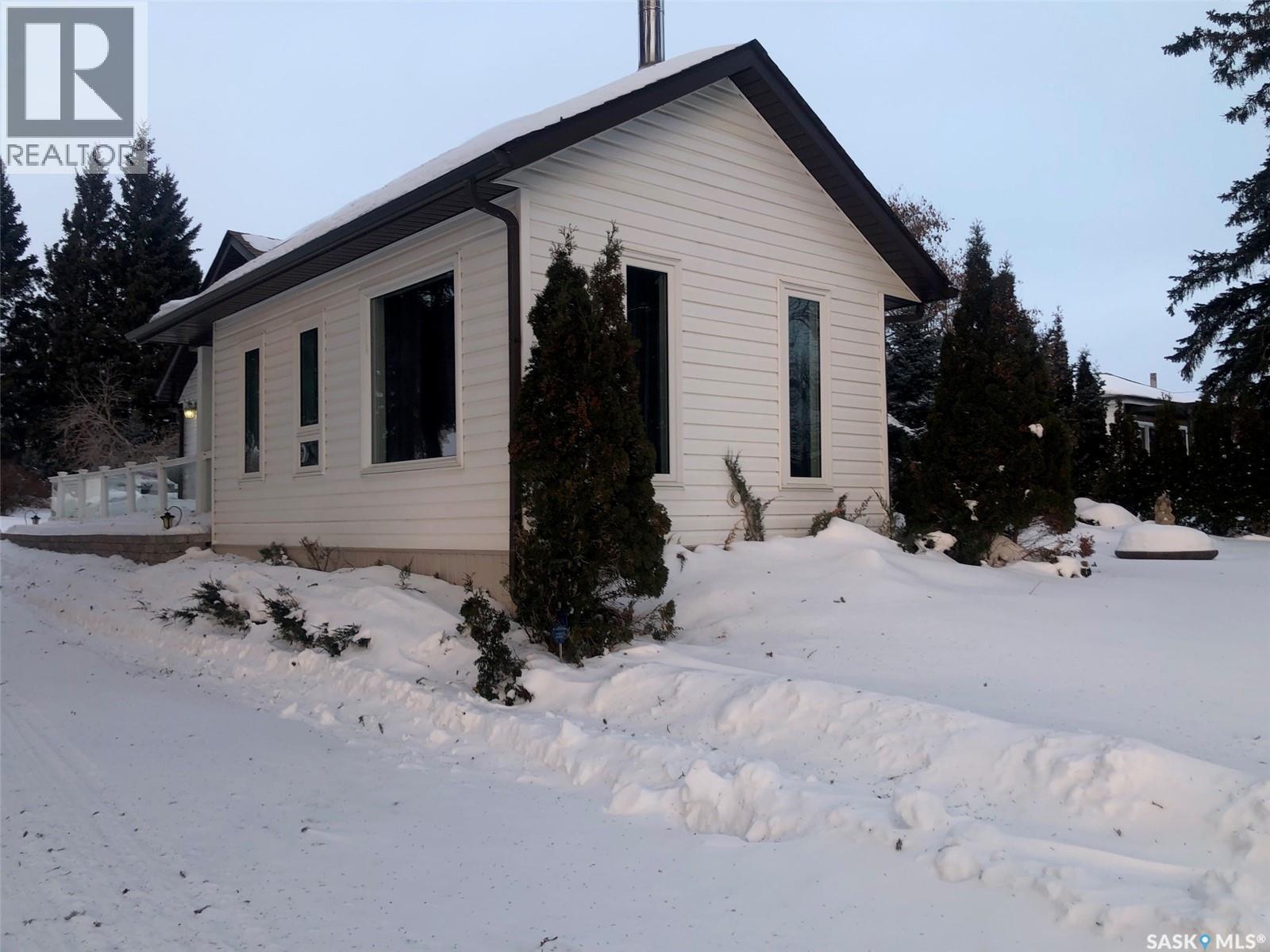 224 Service Road W, Norquay, SK - Outdoor