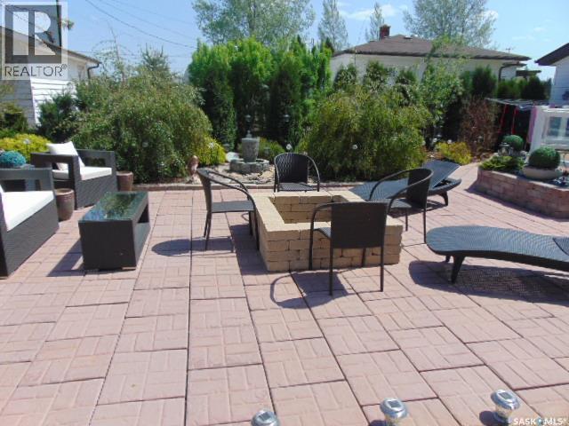 224 Service Road W, Norquay, SK - Outdoor With Deck Patio Veranda