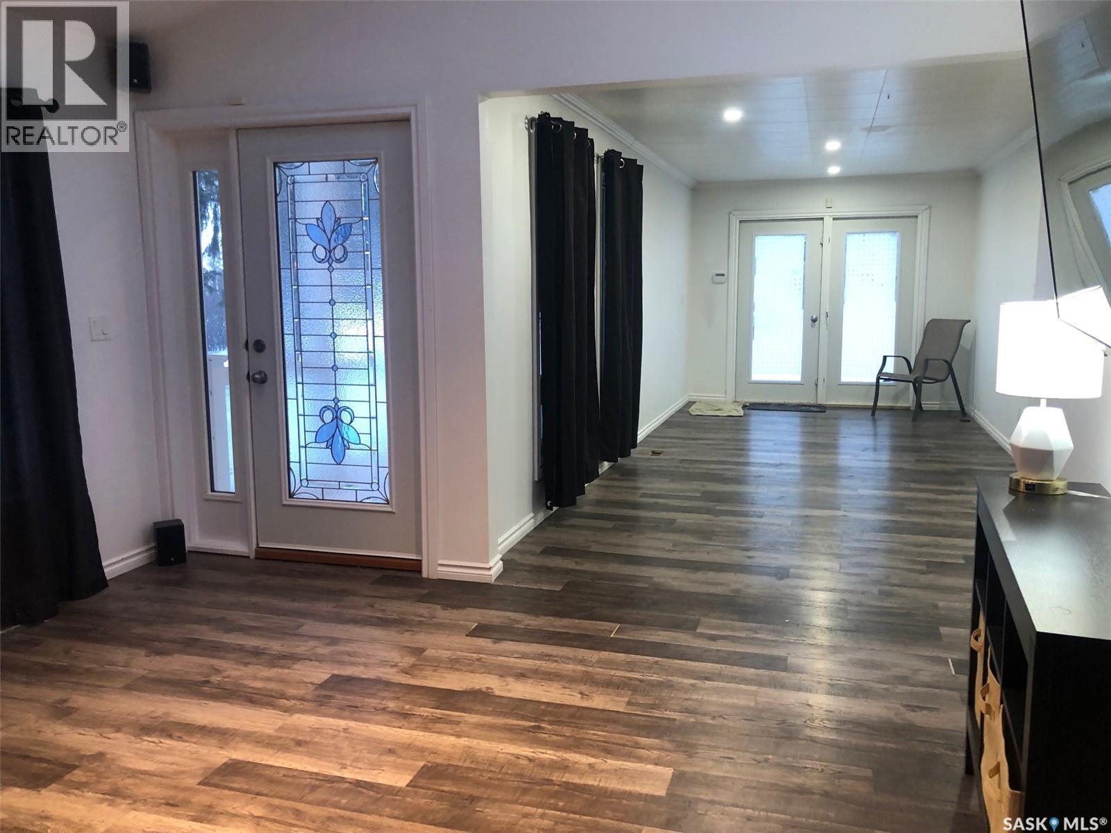 224 Service Road W, Norquay, SK - Indoor Photo Showing Other Room