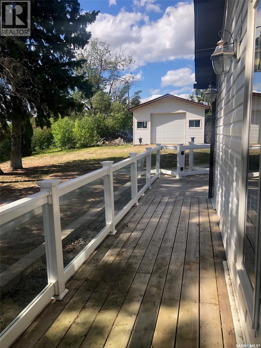 224 Service Road W, Norquay, SK