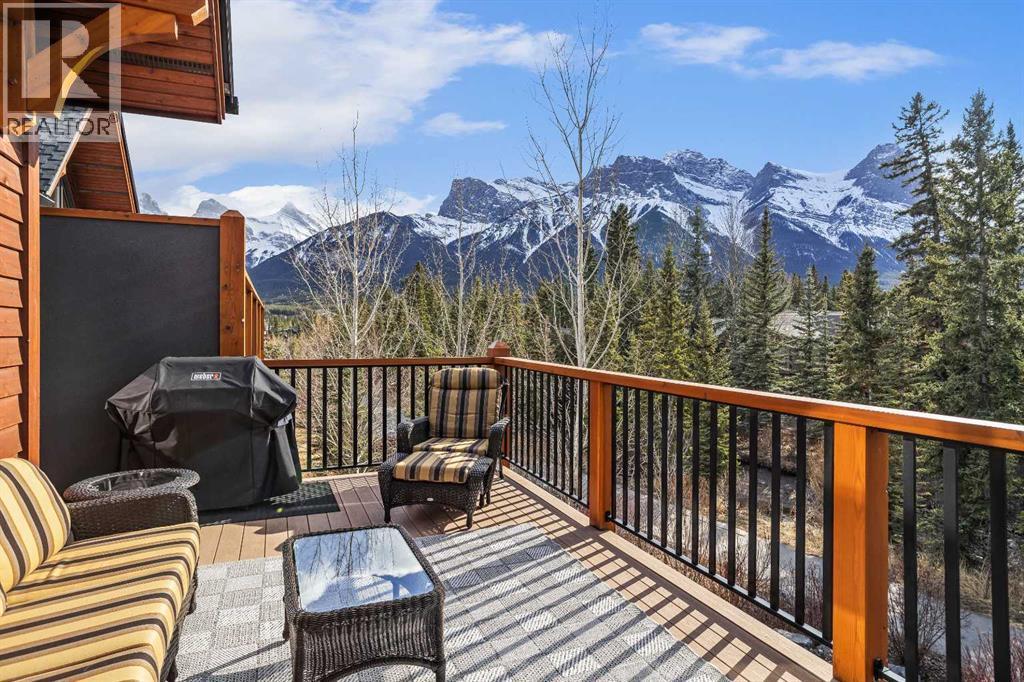 7 Creekside Mews, Canmore, AB - Outdoor With Deck Patio Veranda With Exterior