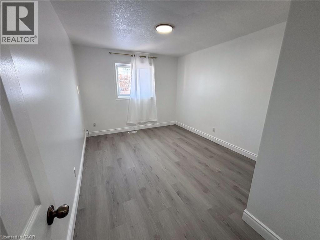303 Bankside Drive, Kitchener, ON - Indoor Photo Showing Other Room