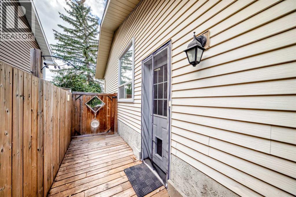 12 Taraglen Road Ne, Calgary, AB - Outdoor With Exterior