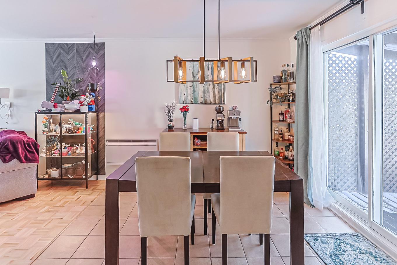 Salle à manger - 586 Rue Gérard-Proulx, Saint-Eustache, QC - Indoor