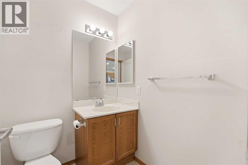 905 Arbour Lake Road Nw, Calgary, AB - Indoor Photo Showing Bathroom