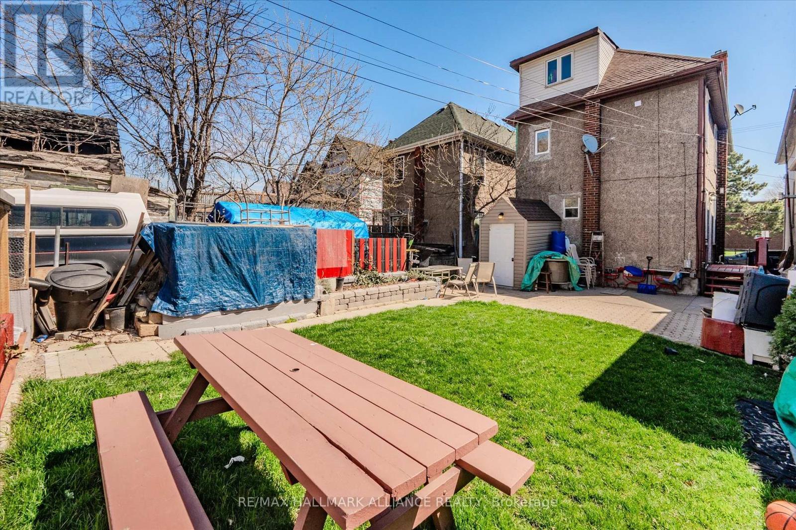 447 Wentworth Street N, Hamilton, ON - Outdoor