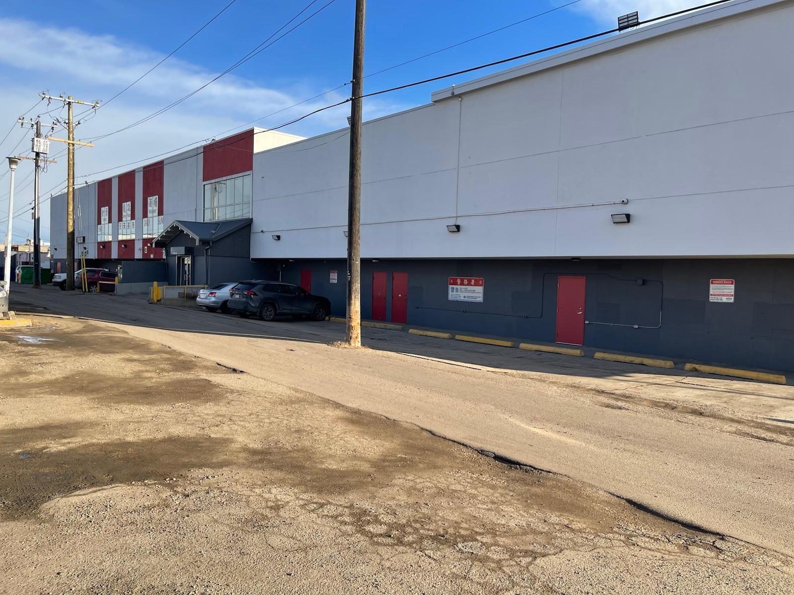 9700 105 Avenue Nw, Edmonton, AB