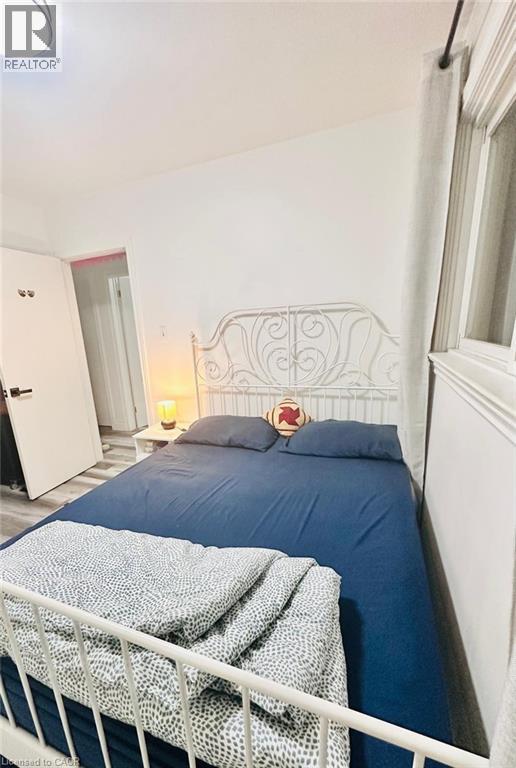 878 Upper Ottawa Street, Hamilton, ON - Indoor Photo Showing Bedroom