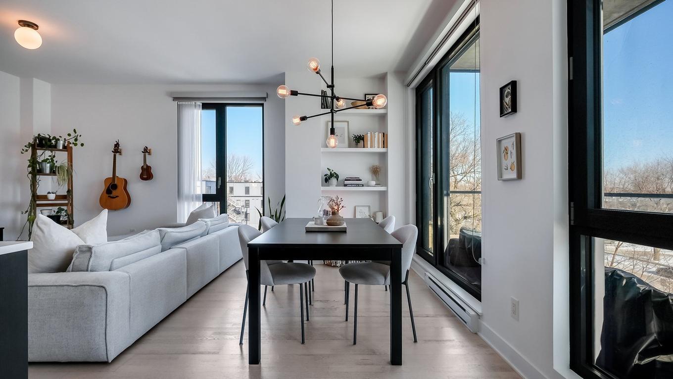 Salle à manger - 401-3900 Rue Marcel-Pepin, Montréal (Rosemont/La Petite-Patrie), QC - Indoor Photo Showing Living Room