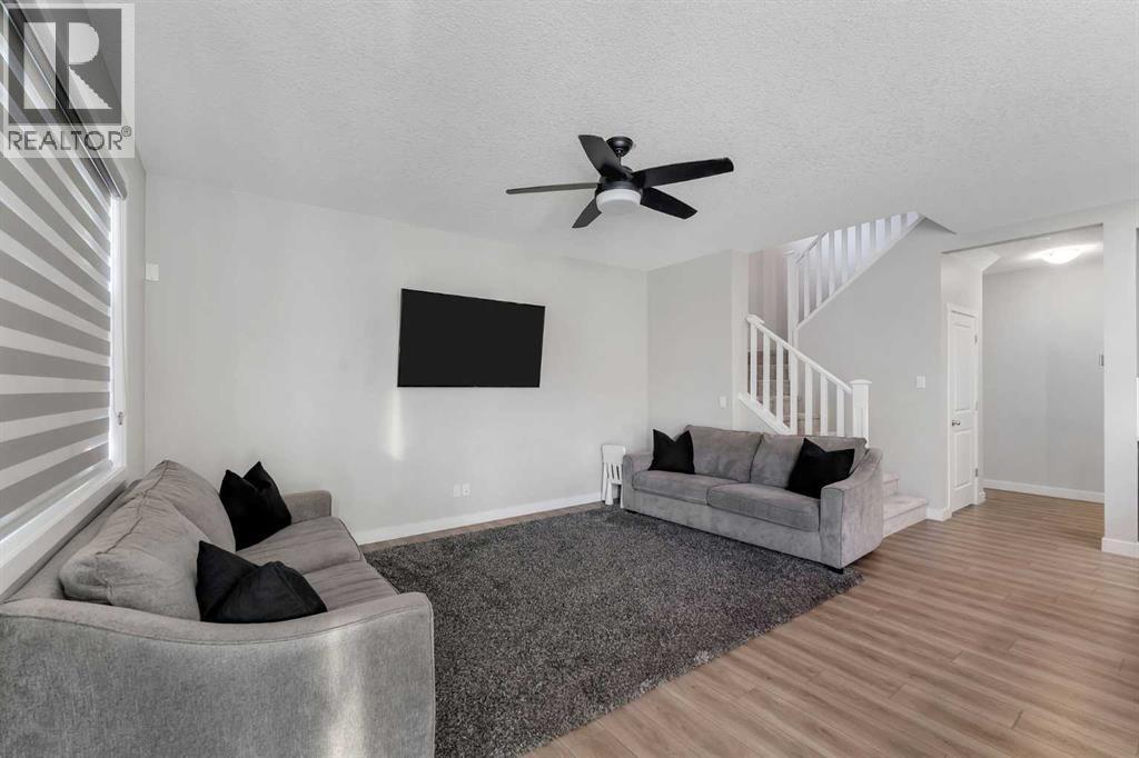 39 Savanna Way Ne, Calgary, AB - Indoor Photo Showing Living Room